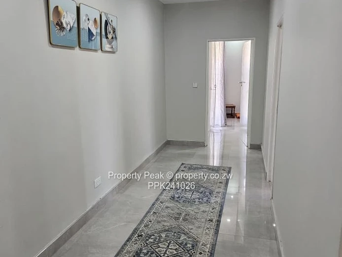 Modern 4-Bed Home on 1992 m² with Borehole in New Marlborough