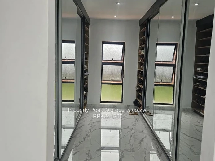 5-Bed Home with Borehole & Garden in Mt Pleasant Heights 