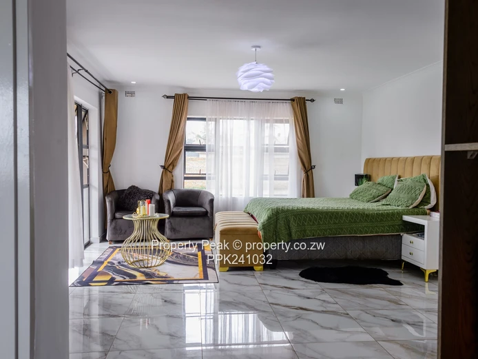 Modern 5-Bed Single-Level on 1,800m² with Borehole