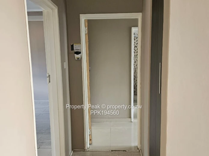 Sunlit 3-Bed Garden Flat with Solar & Garage - Newlands (Sole Mandate)