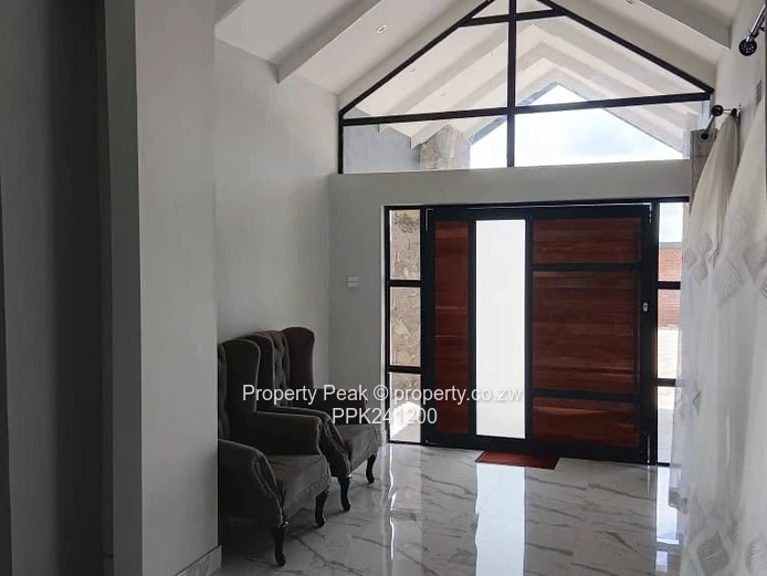 5-Bed Home with Borehole & Garden in Mt Pleasant Heights 