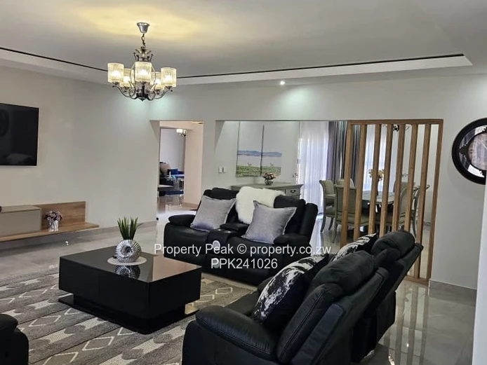 Modern 4-Bed Home on 1992 m² with Borehole in New Marlborough