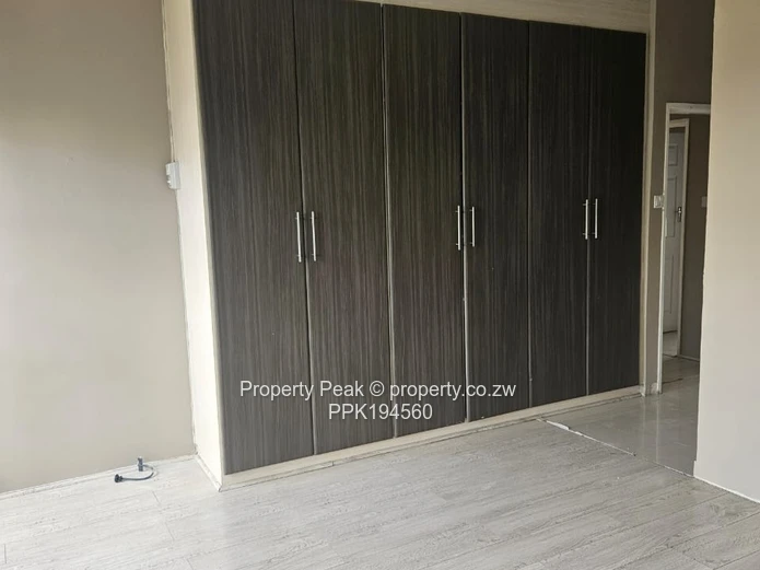 Sunlit 3-Bed Garden Flat with Solar & Garage - Newlands (Sole Mandate)