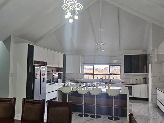 5-Bed Home with Borehole & Garden in Mt Pleasant Heights 