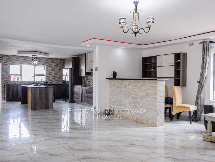 Modern 5-Bed Single-Level on 1,800m² with Borehole