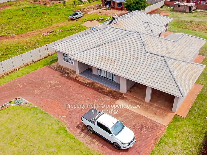 Modern 5-Bed Single-Level on 1,800m² with Borehole